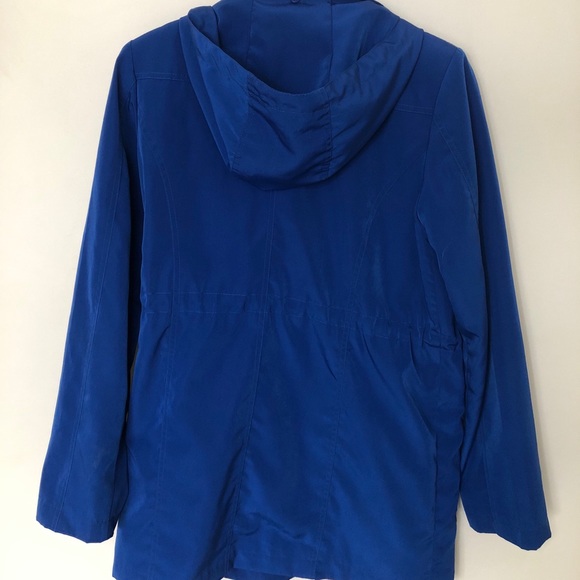 Woman’s Fall Jacket - Picture 2 of 5